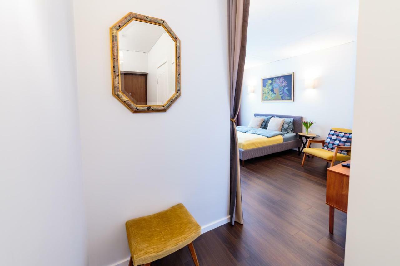 Romantic Close To The Old Town Appartement *